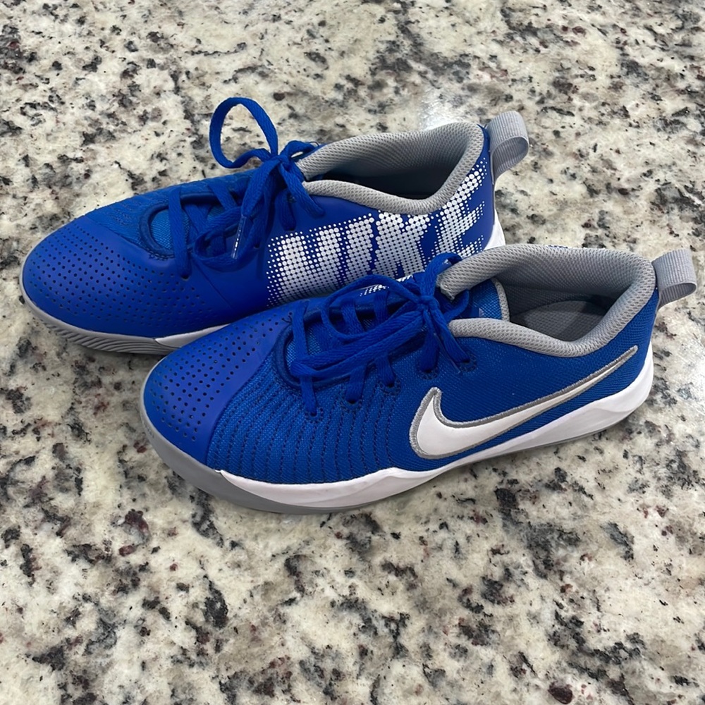 Youth Nike Shoes!